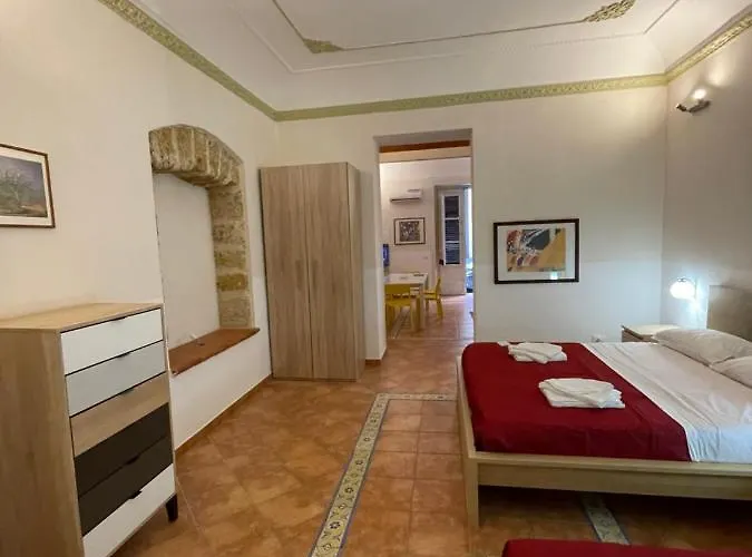 Sicooli s Via D'Aragona 33